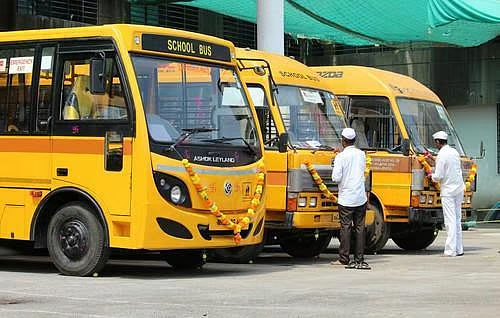 एसटी पाठोपाठ स्कूल बसच्या शुल्कात तब्बल १८ टक्के वाढ